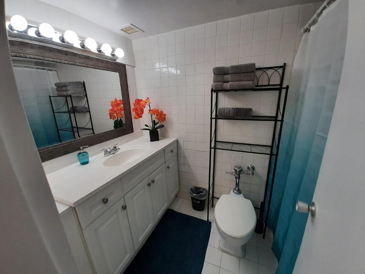 Hallandale Studio With Pool Apartment Plaja Hallandale Exterior foto